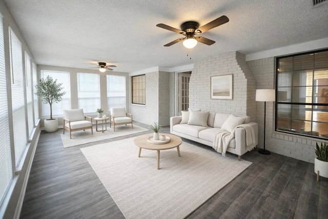 5388 HEBRON DR, Memphis, TN 38116