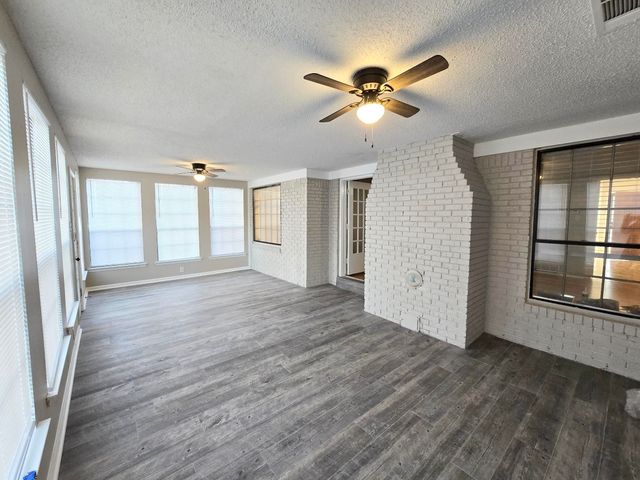 5388 HEBRON DR, Memphis, TN 38116