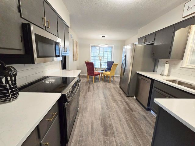 5388 HEBRON DR, Memphis, TN 38116