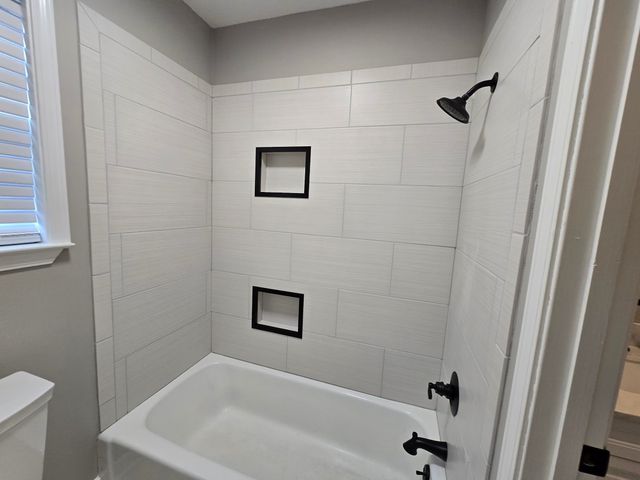 5388 HEBRON DR, Memphis, TN 38116