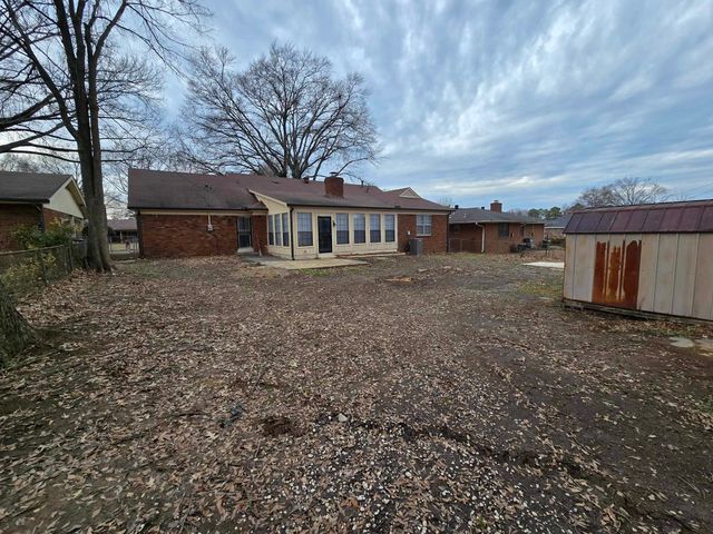 5388 HEBRON DR, Memphis, TN 38116