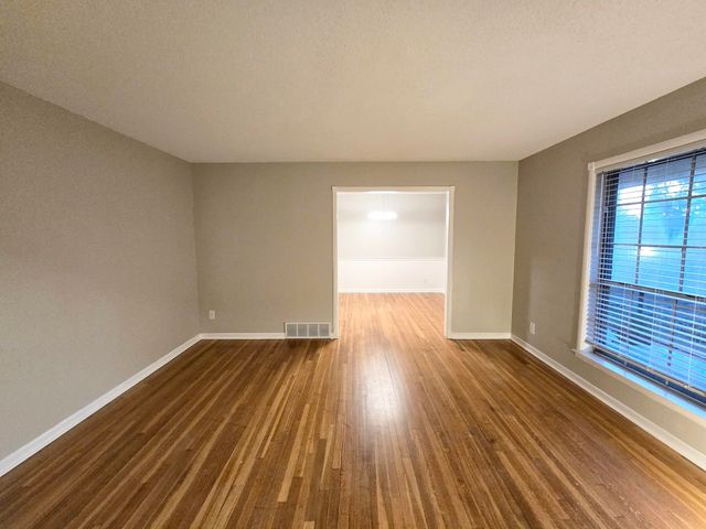 5388 HEBRON DR, Memphis, TN 38116