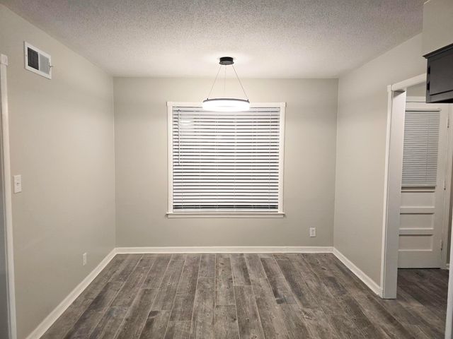 5388 HEBRON DR, Memphis, TN 38116