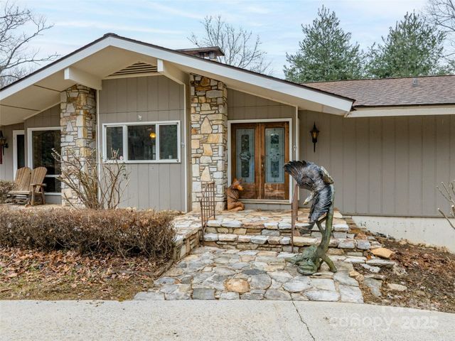 274 Whetstone Gap Road, Lake Toxaway, NC 28747