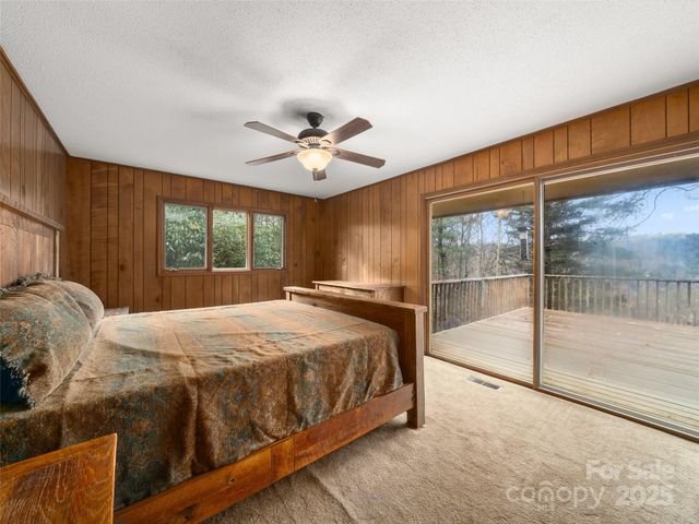274 Whetstone Gap Road, Lake Toxaway, NC 28747