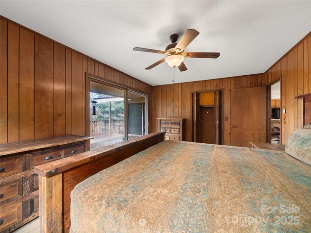 274 Whetstone Gap Road, Lake Toxaway, NC 28747