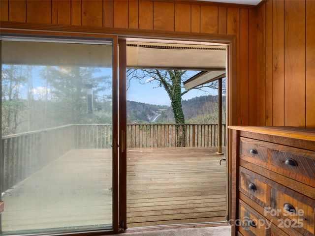 274 Whetstone Gap Road, Lake Toxaway, NC 28747
