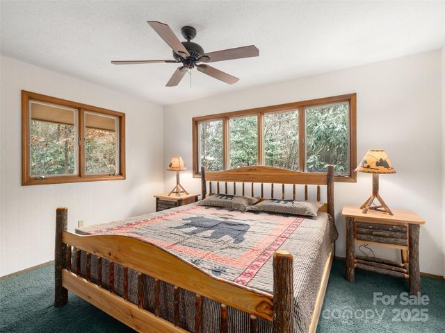 274 Whetstone Gap Road, Lake Toxaway, NC 28747