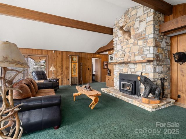 274 Whetstone Gap Road, Lake Toxaway, NC 28747