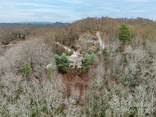274 Whetstone Gap Road, Lake Toxaway, NC 28747