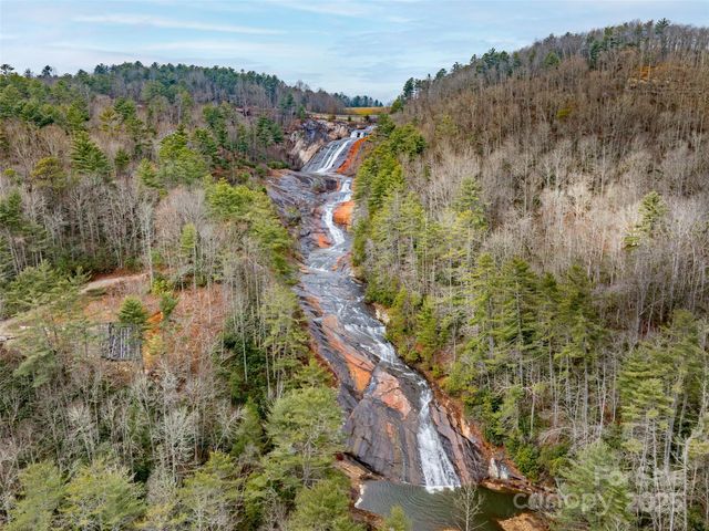 274 Whetstone Gap Road, Lake Toxaway, NC 28747