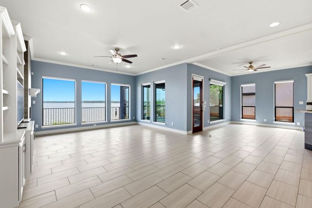 18922 Vantage View Lane, Houston, TX 77346