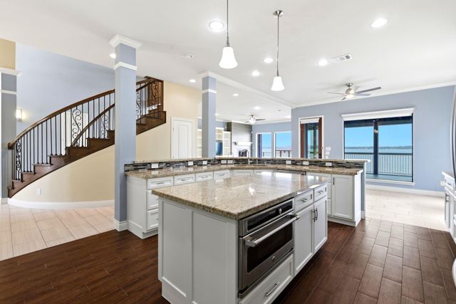 18922 Vantage View Lane, Houston, TX 77346