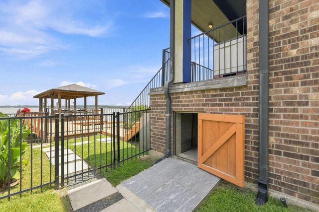 18922 Vantage View Lane, Houston, TX 77346