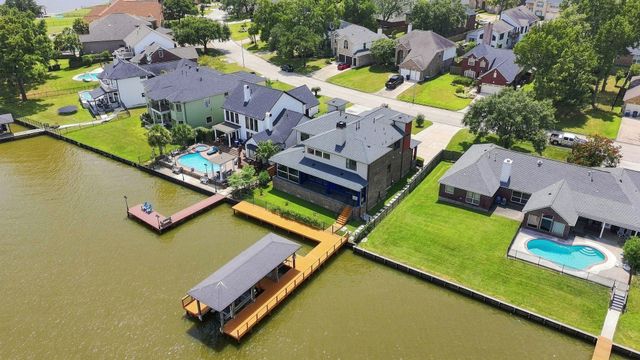 18922 Vantage View Lane, Houston, TX 77346