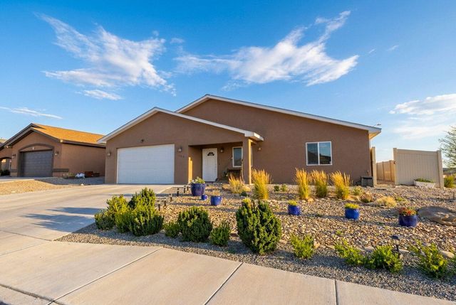 1368 Bluejay Circle, Farmington, NM 87401