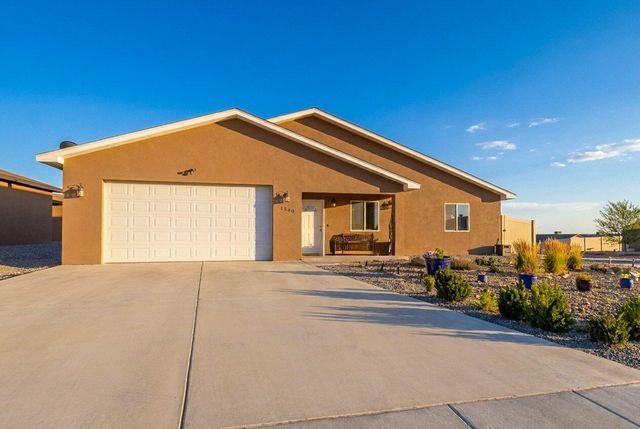 1368 Bluejay Circle, Farmington, NM 87401