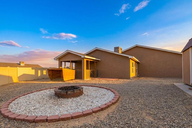1368 Bluejay Circle, Farmington, NM 87401