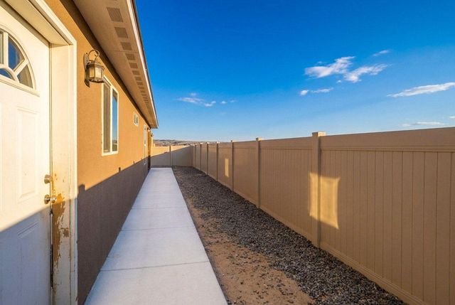 1368 Bluejay Circle, Farmington, NM 87401