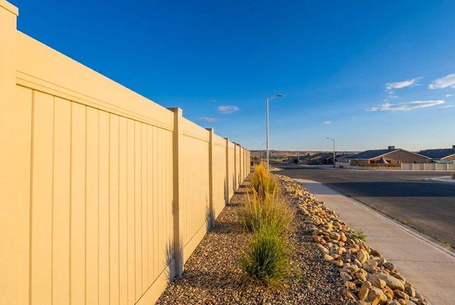 1368 Bluejay Circle, Farmington, NM 87401