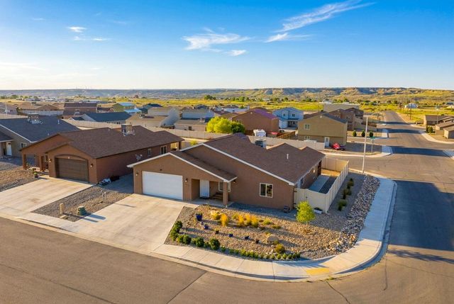 1368 Bluejay Circle, Farmington, NM 87401