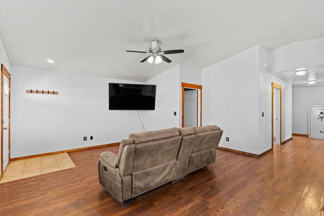 1368 Bluejay Circle, Farmington, NM 87401