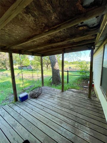 1941 County Road 223, Collinsville, TX 76233