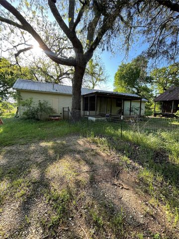 1941 County Road 223, Collinsville, TX 76233