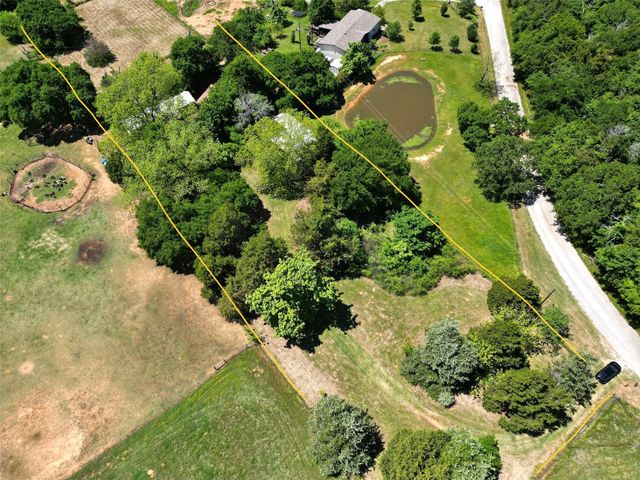 1941 County Road 223, Collinsville, TX 76233