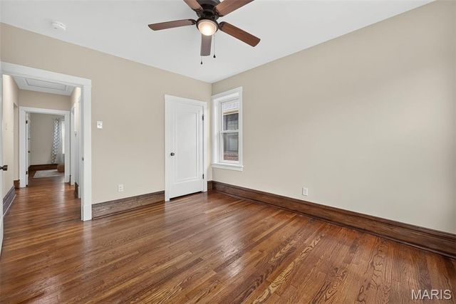 5728 Holly Hills Avenue, St Louis, MO 63109
