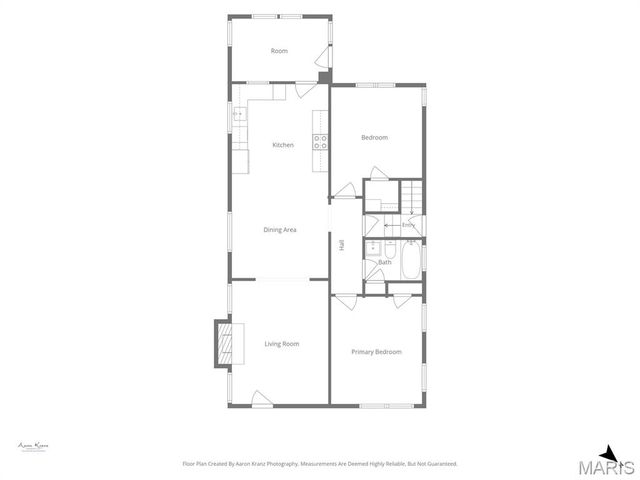 5728 Holly Hills Avenue, St Louis, MO 63109