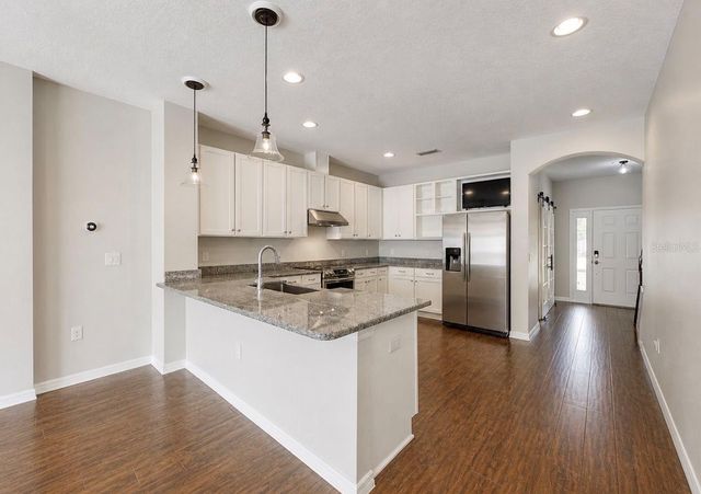 13101 DONE GROVEN DRIVE, Dover, FL 33527