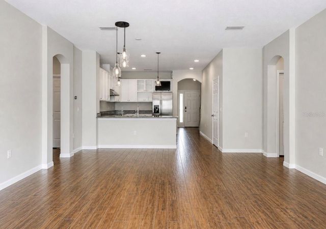 13101 DONE GROVEN DRIVE, Dover, FL 33527