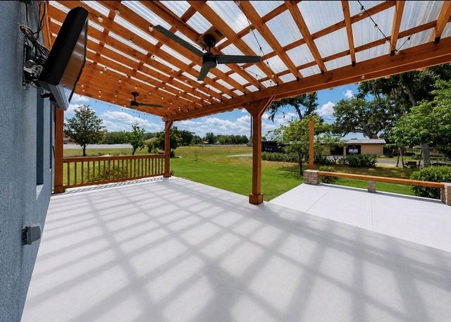 13101 DONE GROVEN DRIVE, Dover, FL 33527