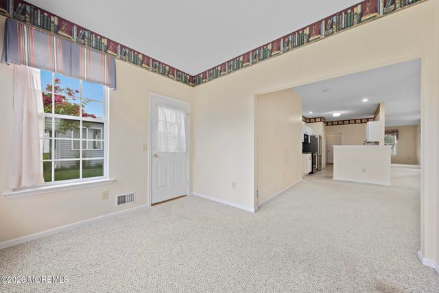88 Robin Lane, Barnegat, NJ 08005