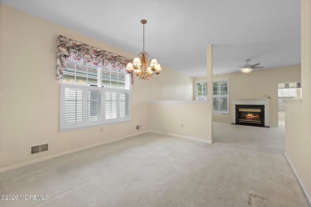 88 Robin Lane, Barnegat, NJ 08005