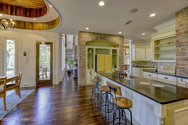 626 Cedar Hill Road, Flora, MS 39071