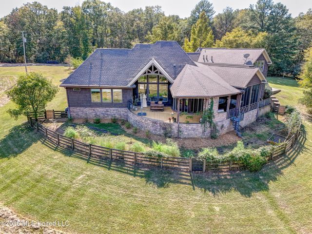 626 Cedar Hill Road, Flora, MS 39071