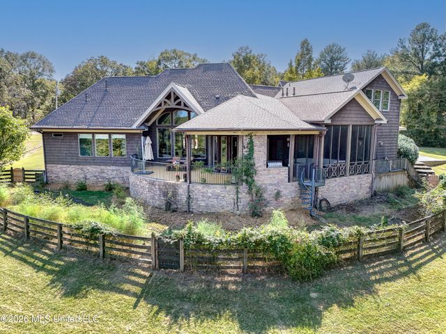 626 Cedar Hill Road, Flora, MS 39071