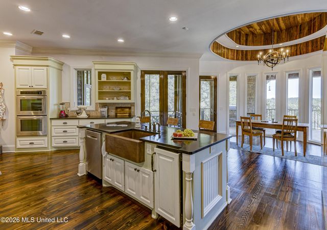 626 Cedar Hill Road, Flora, MS 39071