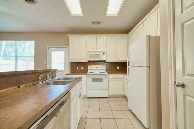 2831 Hackamore Hollow Lane, Houston, TX 77014