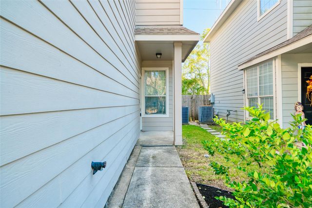 2831 Hackamore Hollow Lane, Houston, TX 77014