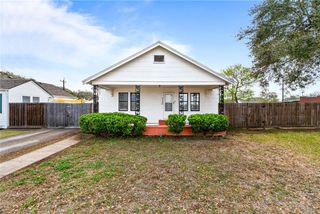 720 Mcintyre Ave, Taft, TX 78390