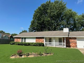 405 Parkwood Drive, Wagoner, OK 74467