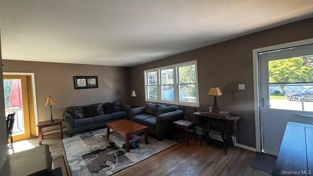 12 Chance Place, West Babylon, NY 11704