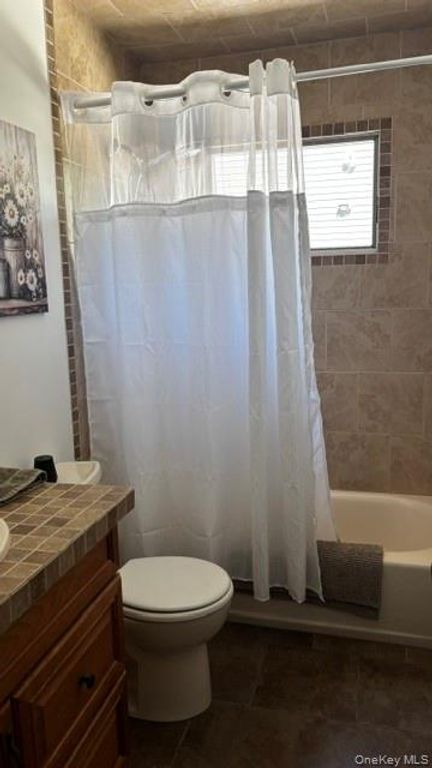 12 Chance Place, West Babylon, NY 11704 — photo 3