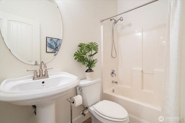 19540 159th Place NE, Woodinville, WA 98072