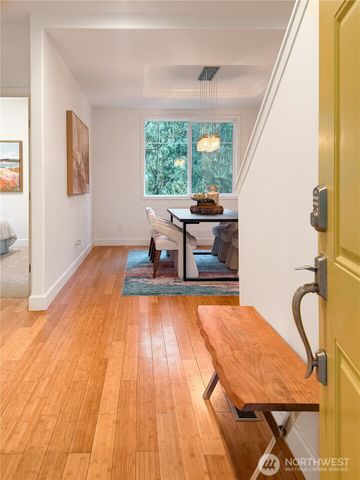 19540 159th Place NE, Woodinville, WA 98072