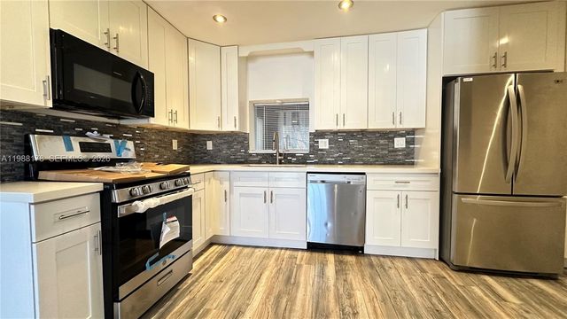 8450 NW 26th St 8450, Sunrise, FL 33322