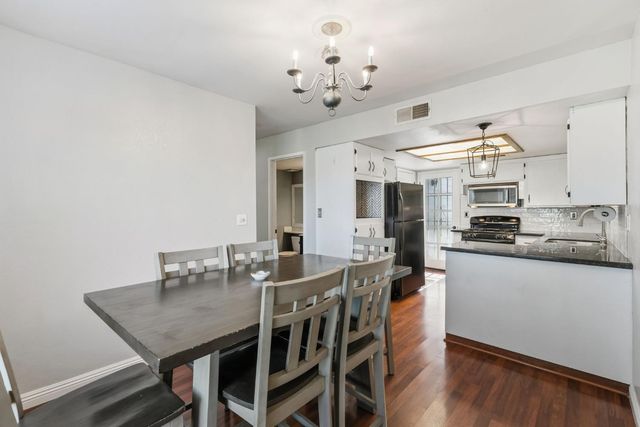 1465 Mayflower Way, Clovis, CA 93612